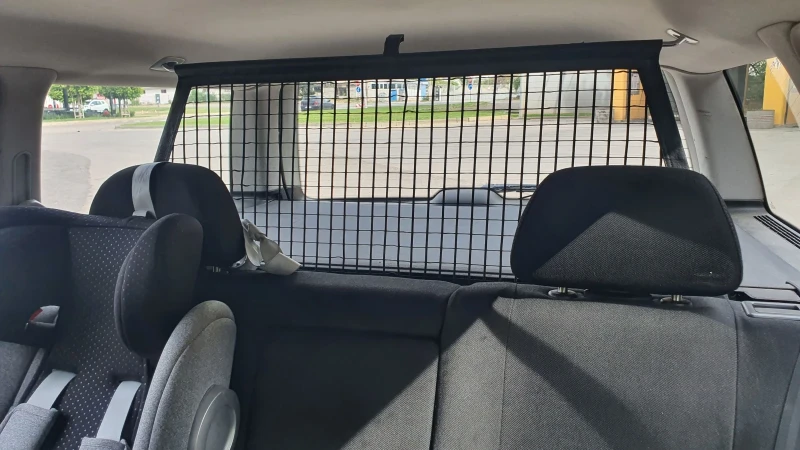 VW Golf 1.9 tdi   90ps, снимка 9 - Автомобили и джипове - 52113797