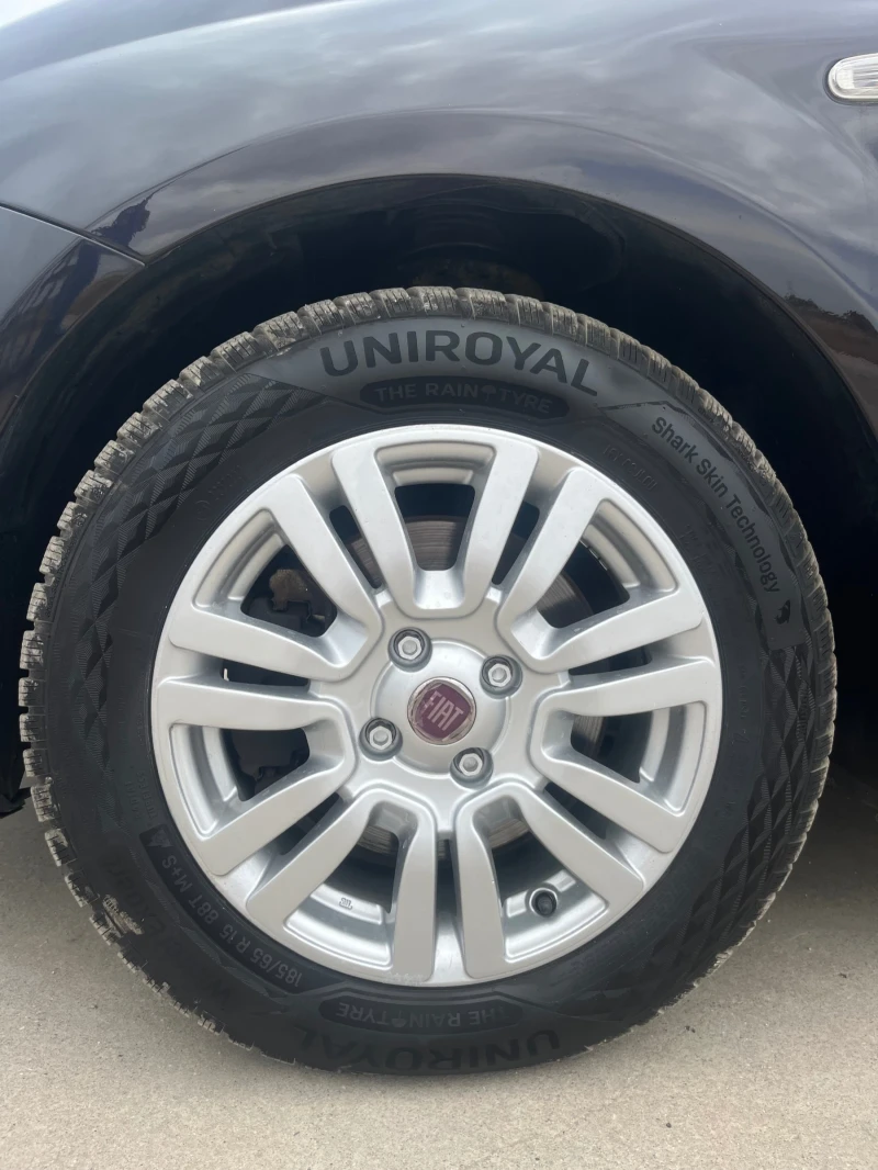 Fiat Punto 1.3 Mjet, снимка 17 - Автомобили и джипове - 52350498