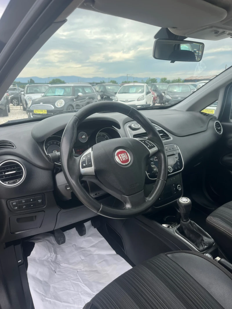 Fiat Punto 1.3 Mjet, снимка 7 - Автомобили и джипове - 52350498