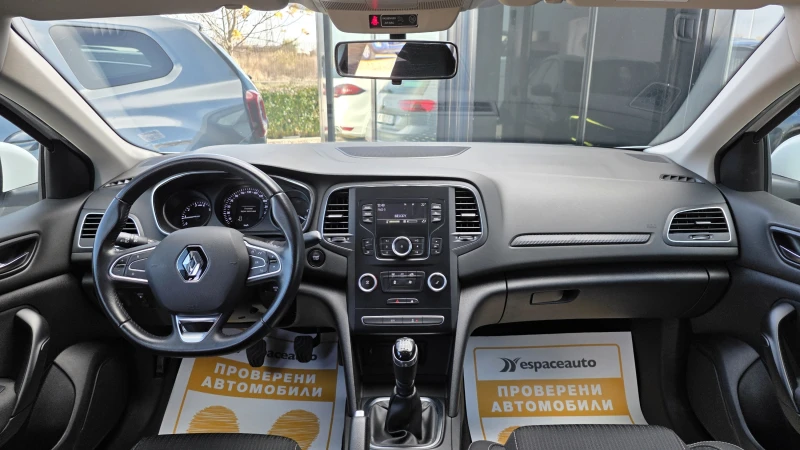 Renault Megane SEDANE 1.3TCe 140к.с. КАПАРИРАН, снимка 8 - Автомобили и джипове - 52445722