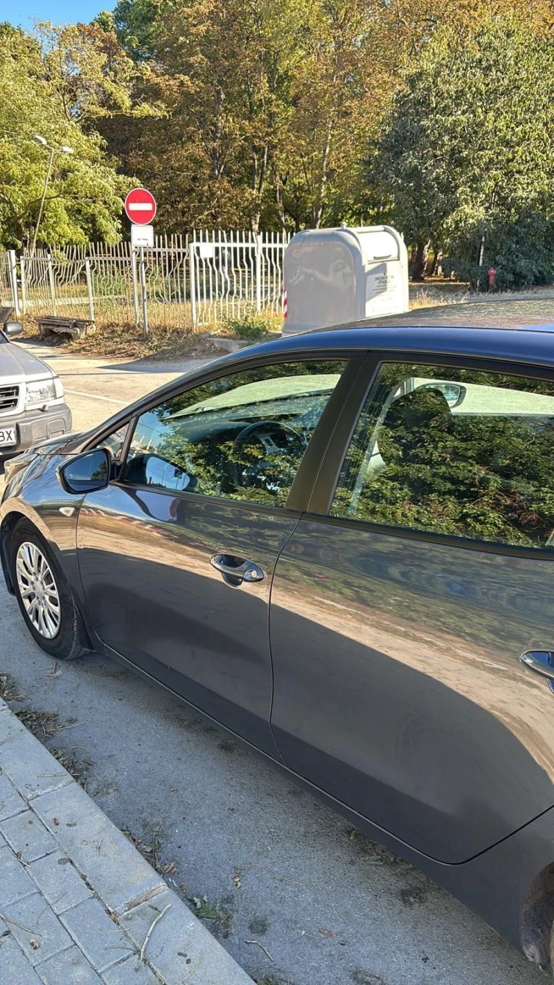 Kia Ceed, снимка 4 - Автомобили и джипове - 52458052