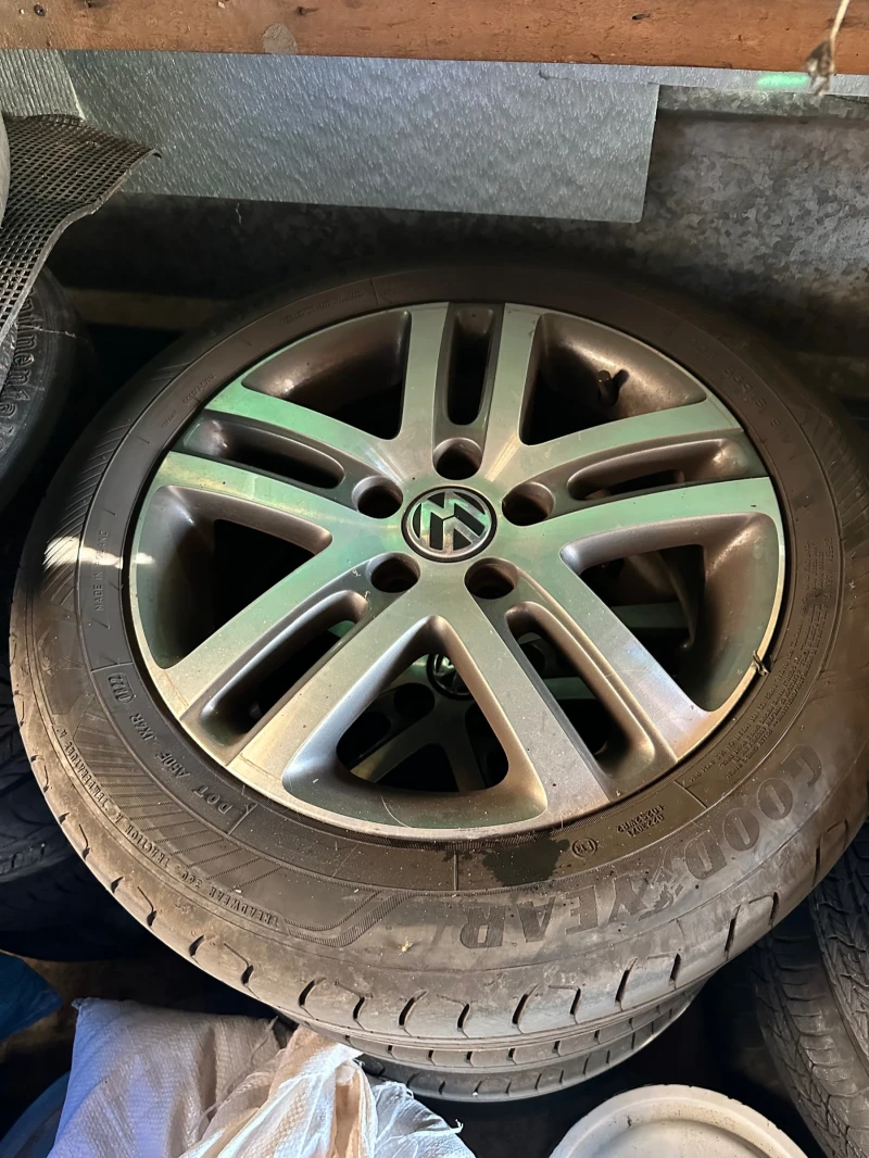 VW Golf 2.0 TDI, снимка 8 - Автомобили и джипове - 52713139