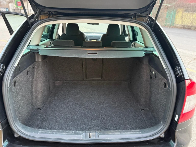 Skoda Octavia 2.0 tdi, снимка 10 - Автомобили и джипове - 52883639