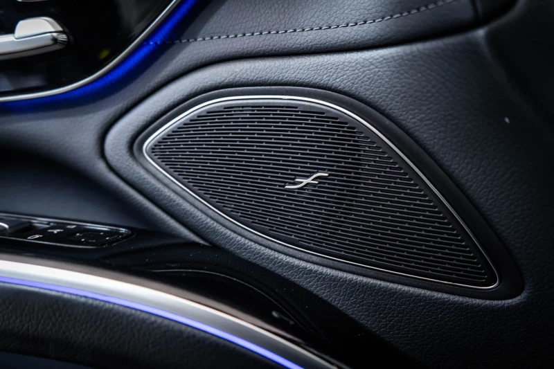 Mercedes-Benz EQS 450+ Night* ElectricArt* Distronic* Pano, снимка 17 - Автомобили и джипове - 53030290