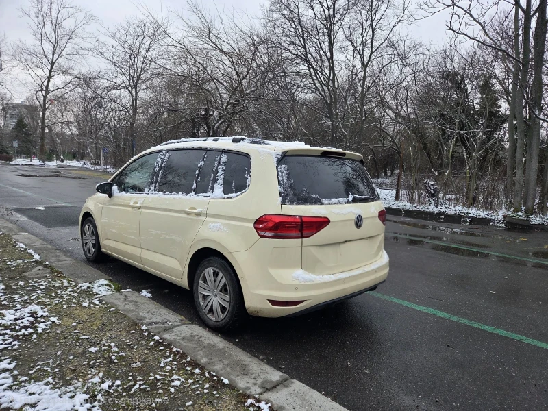 VW Touran 2.0 Действащ TUV, снимка 4 - Автомобили и джипове - 53327747