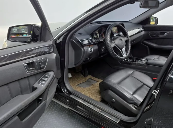 Mercedes-Benz E 220 Avantgarde - изображение 10