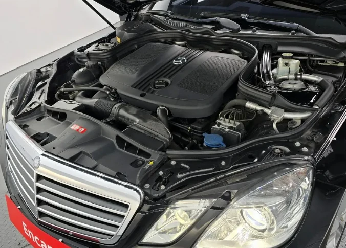 Mercedes-Benz E 220 Avantgarde - изображение 6