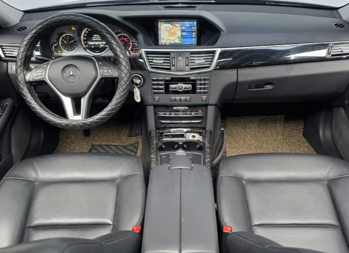 Mercedes-Benz E 220 Avantgarde - изображение 7