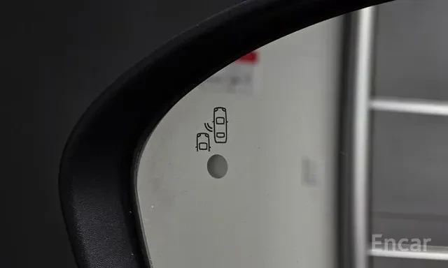 Renault Arkana 1.6 * E TECH TECHNO * BLIND SPOT * KEYLESS * , снимка 14 - Автомобили и джипове - 56066600