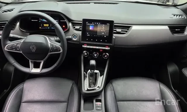 Renault Arkana 1.6 * E TECH TECHNO * BLIND SPOT * KEYLESS * , снимка 10 - Автомобили и джипове - 56066600