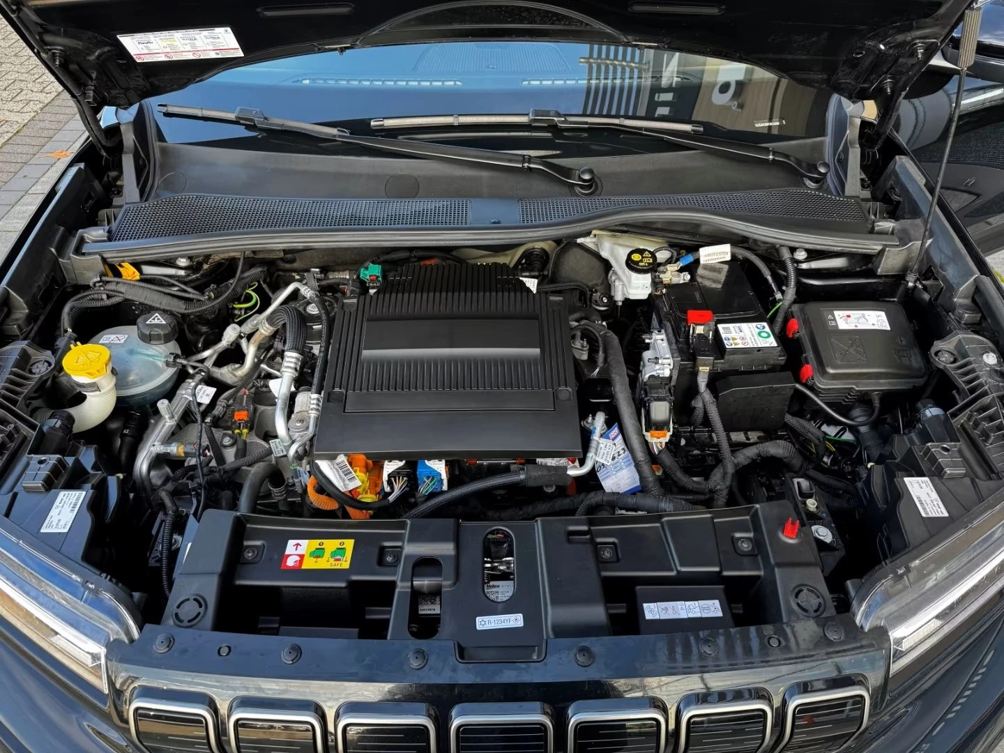 Jeep Avenger e-Summit Electric Pack, снимка 16 - Автомобили и джипове - 53145874