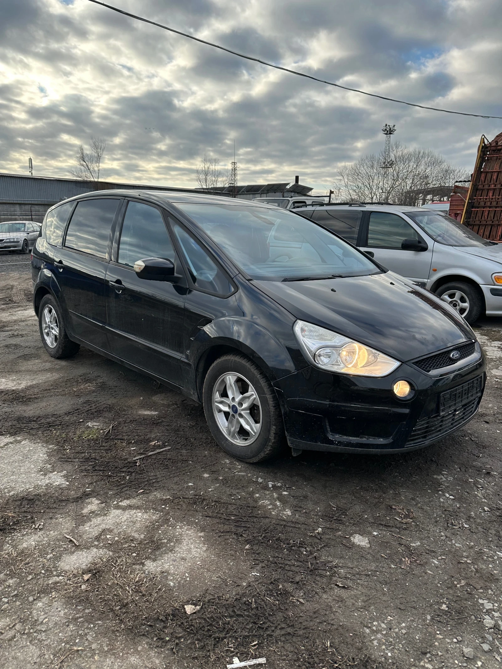 Ford S-Max 2.0 TDCi - изображение 8