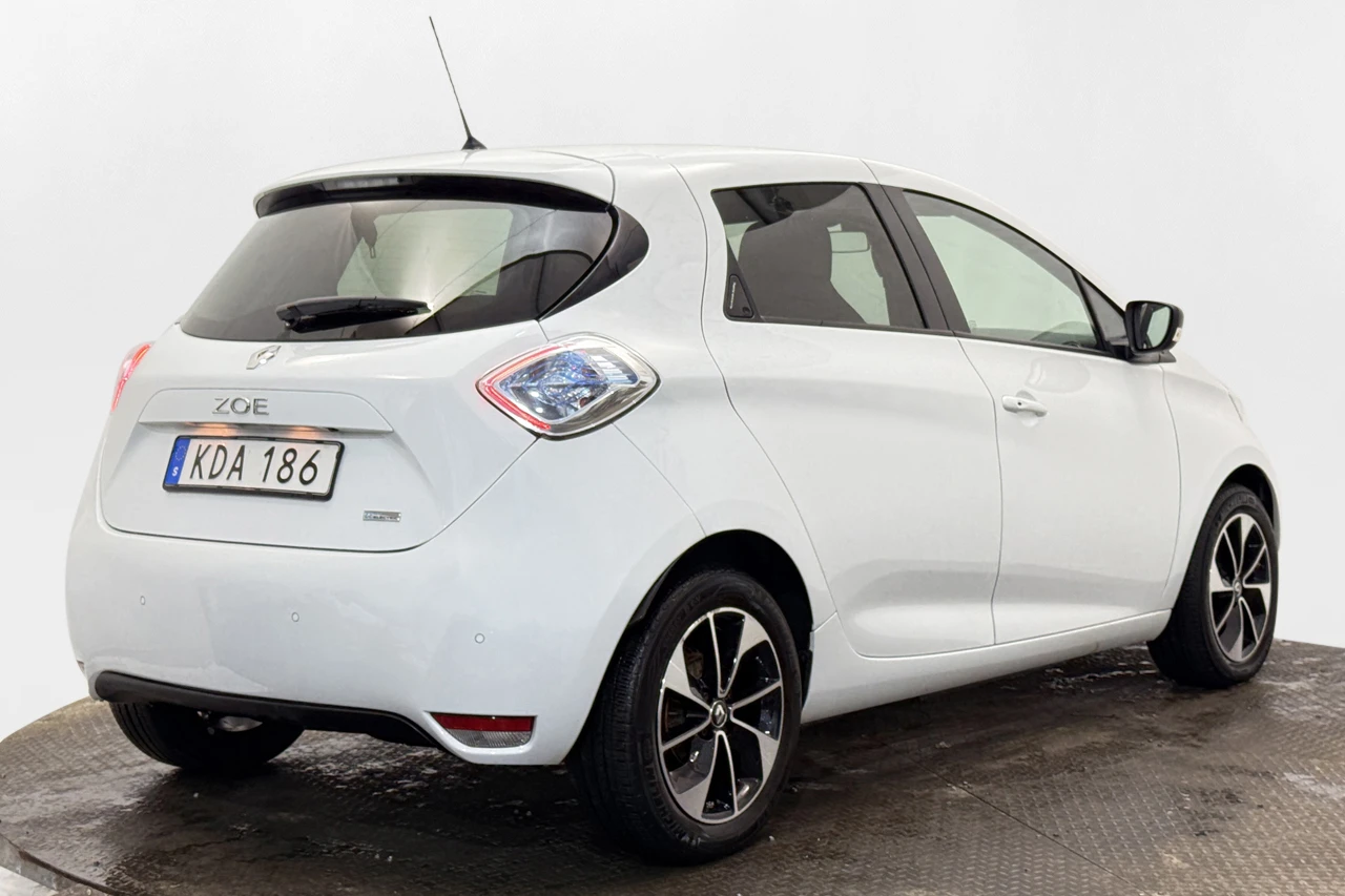 Renault Zoe R110* 41kWh* Navi* Cam* Термопомпа - изображение 5