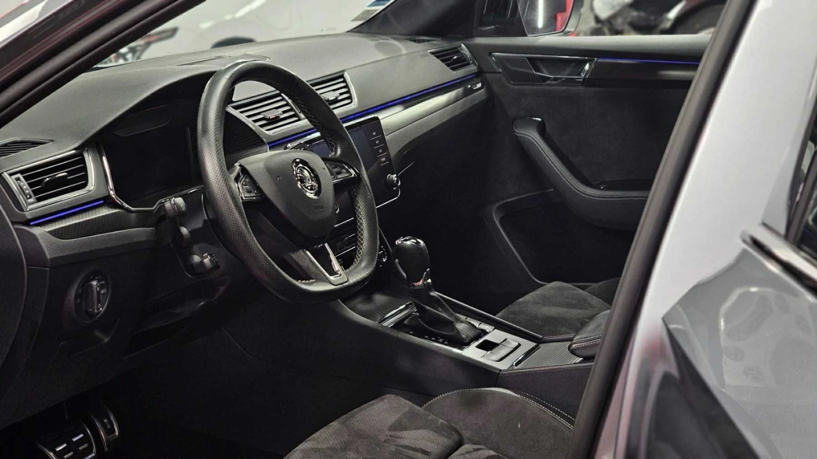 Skoda Superb  - изображение 6