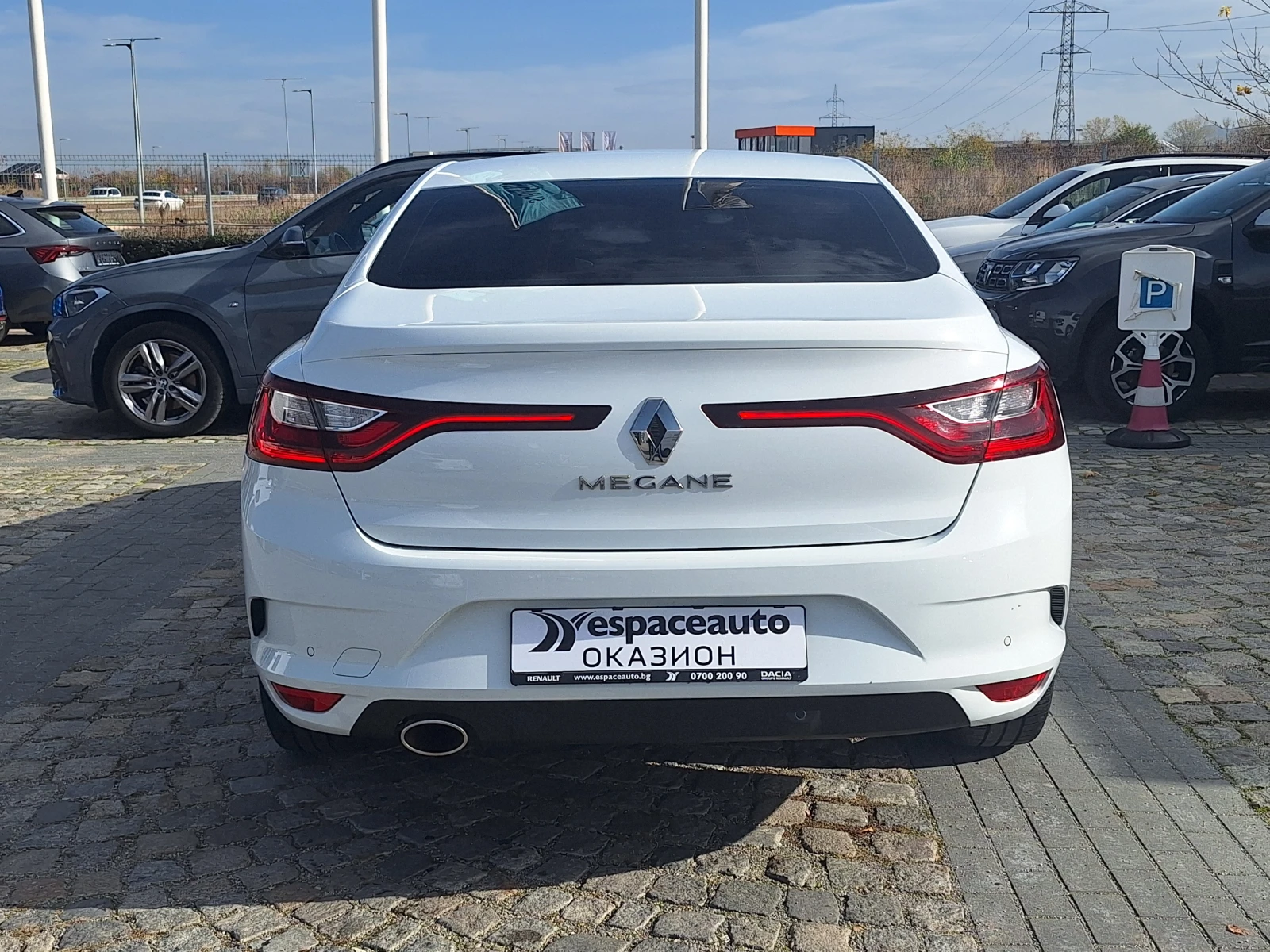Renault Megane SEDANE 1.3TCe 140�.�. ��������� | Mobile.bg � ����������� 5