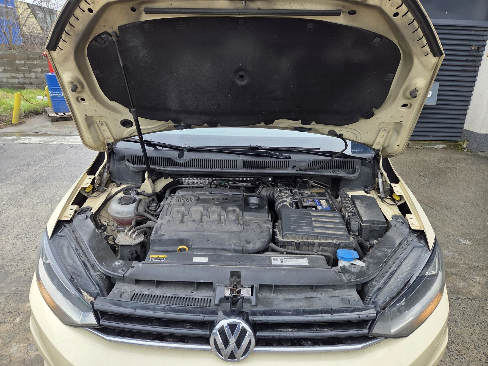 VW Touran 2.0 Действащ TUV - изображение 9