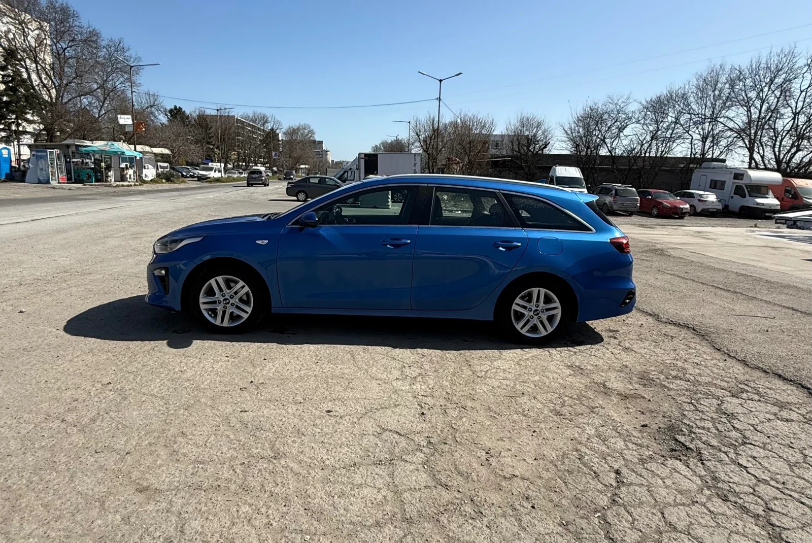 Kia Ceed 1.6 135 hp, снимка 9 - Автомобили и джипове - 53826667