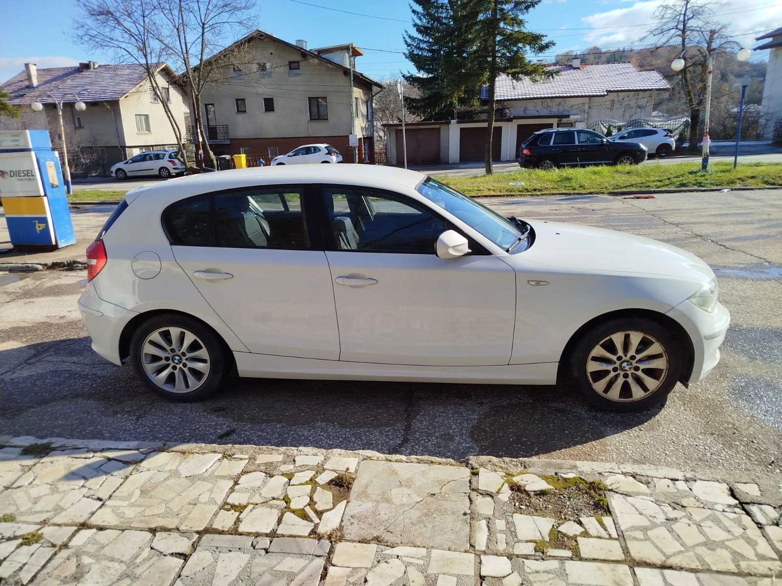 BMW 118 D, снимка 4 - Автомобили и джипове - 53891709