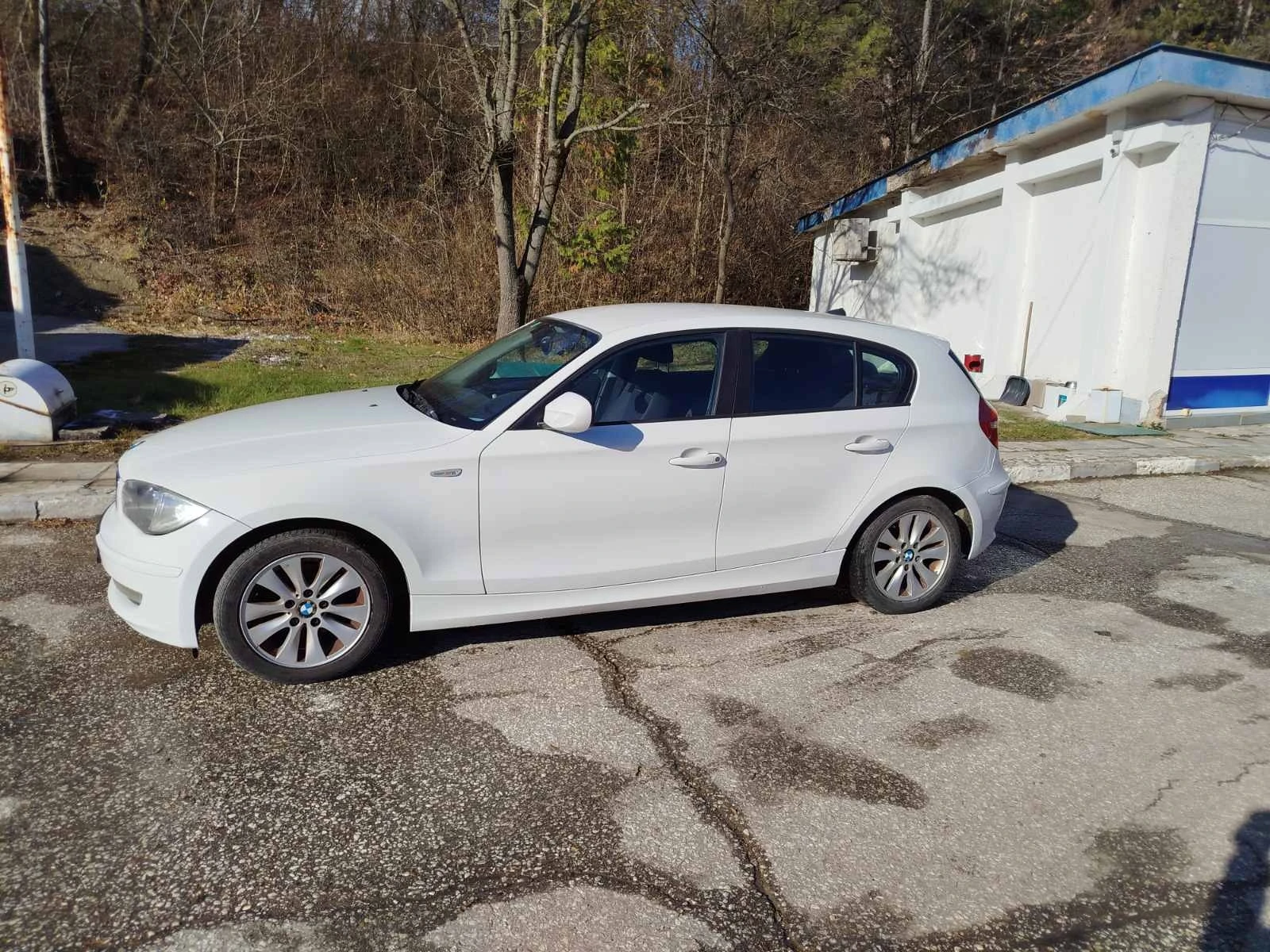 BMW 118 D, снимка 3 - Автомобили и джипове - 53891709