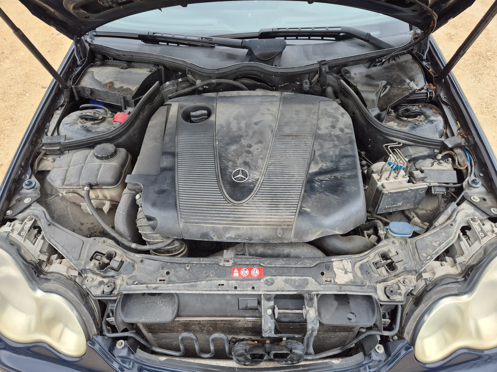 Mercedes-Benz C 200 CDI, снимка 13 - Автомобили и джипове - 54030706