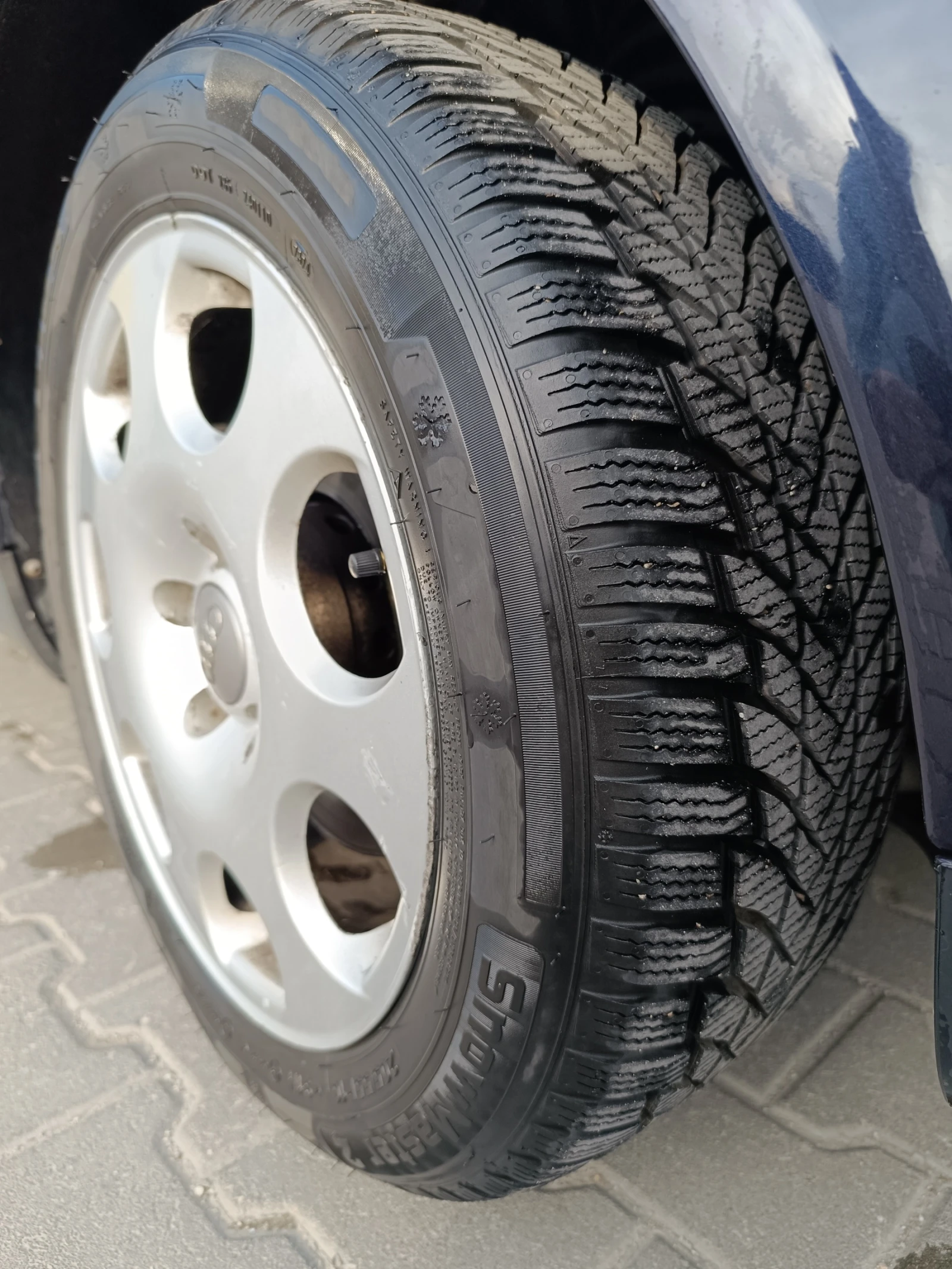 Audi A4 1.9 TDI, снимка 11 - Автомобили и джипове - 54176020