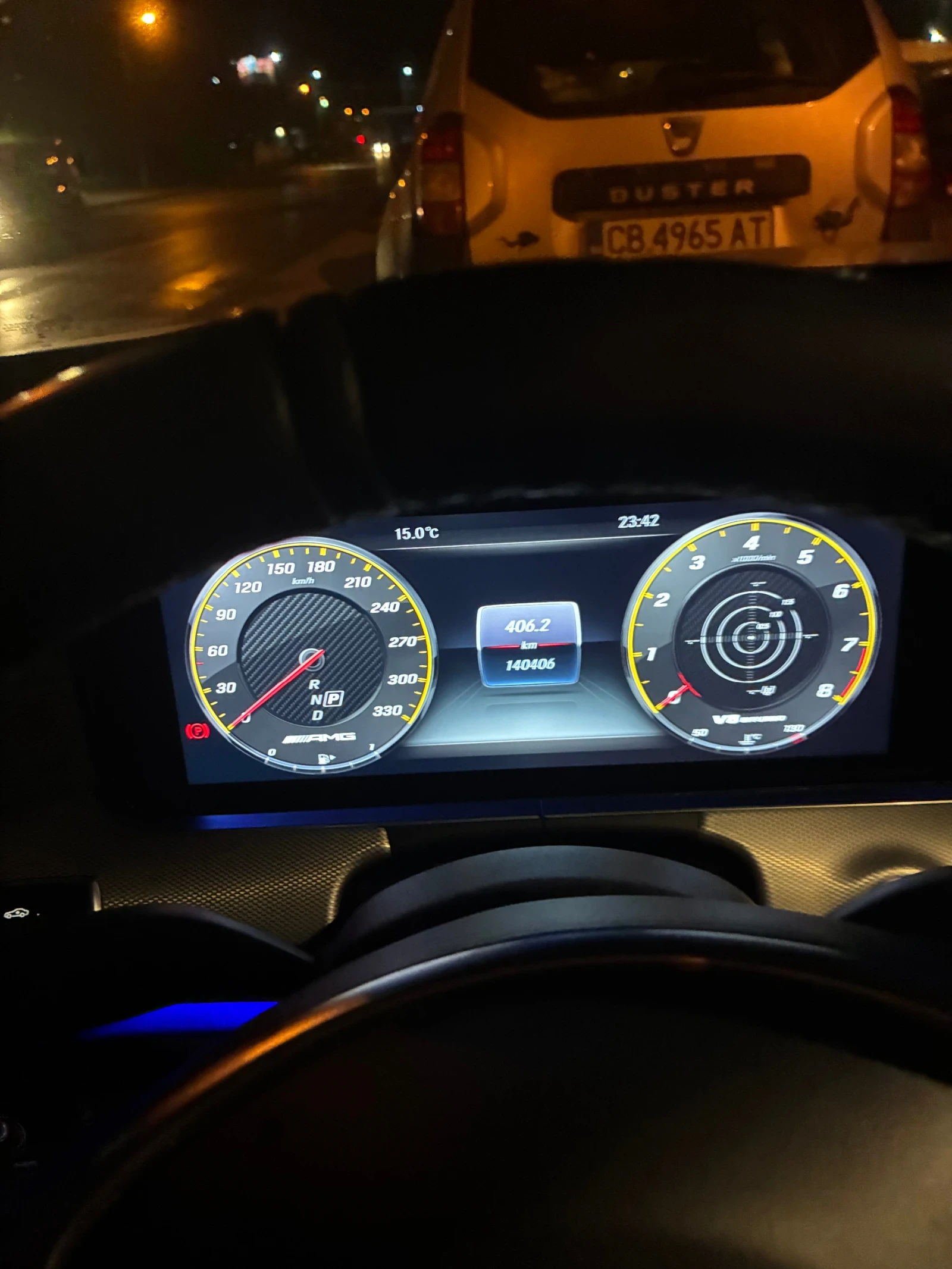 Mercedes-Benz E 63 AMG, снимка 13 - Автомобили и джипове - 54224631