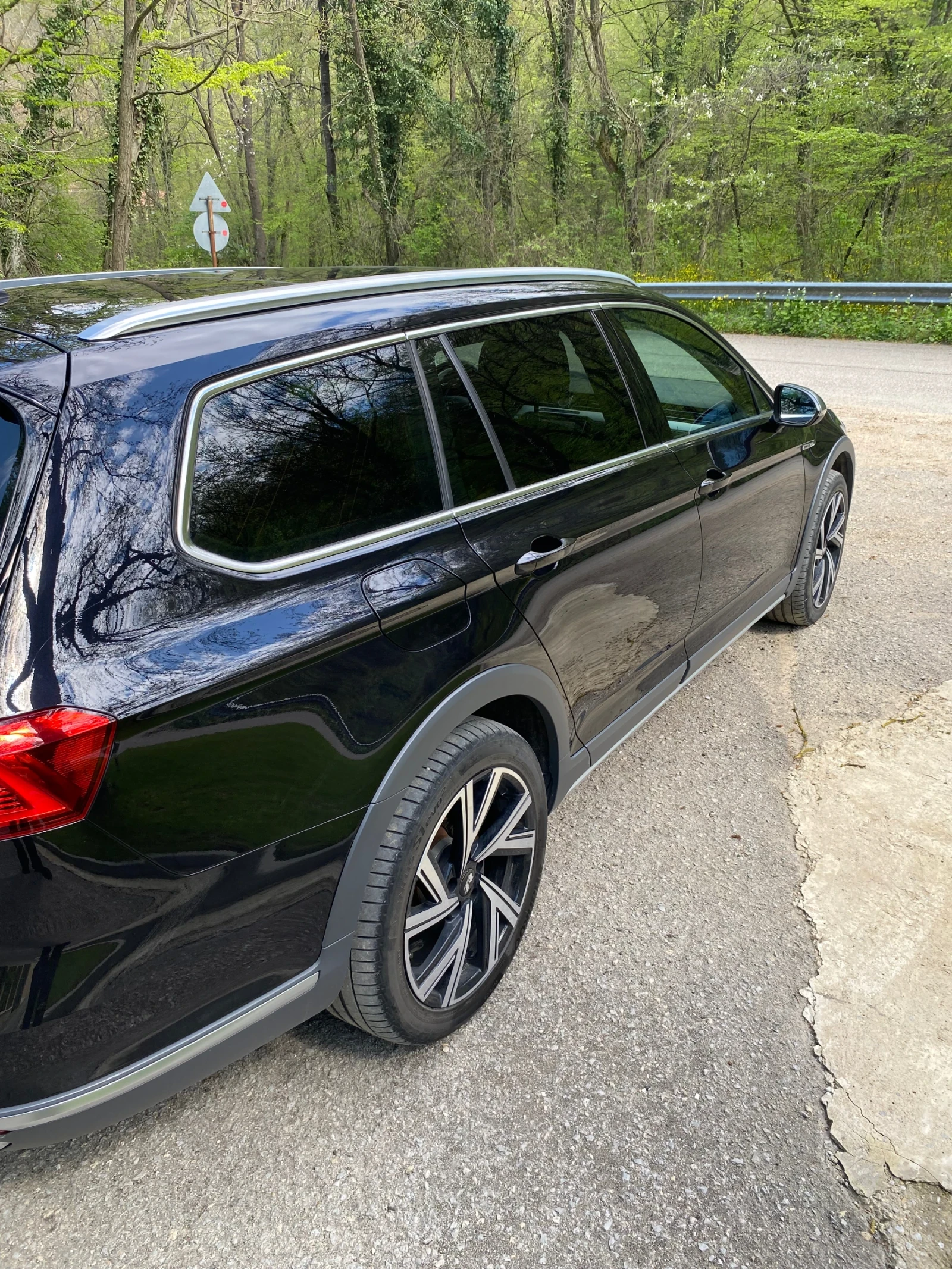 VW Alltrack Пасат, снимка 6 - Автомобили и джипове - 54248478