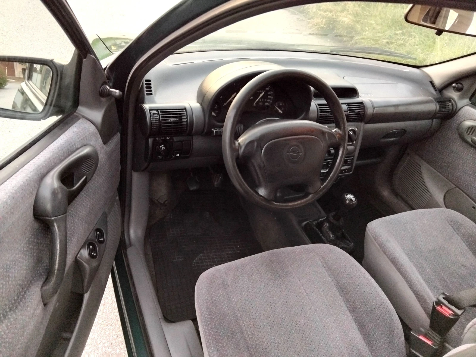Opel Corsa 1.4.МОНО.75 + КЛИМА + ГАЗ , снимка 15 - Автомобили и джипове - 54683058