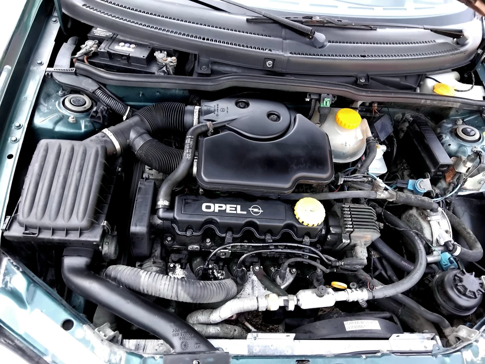 Opel Corsa 1.4.МОНО.75 + КЛИМА + ГАЗ , снимка 12 - Автомобили и джипове - 54683058