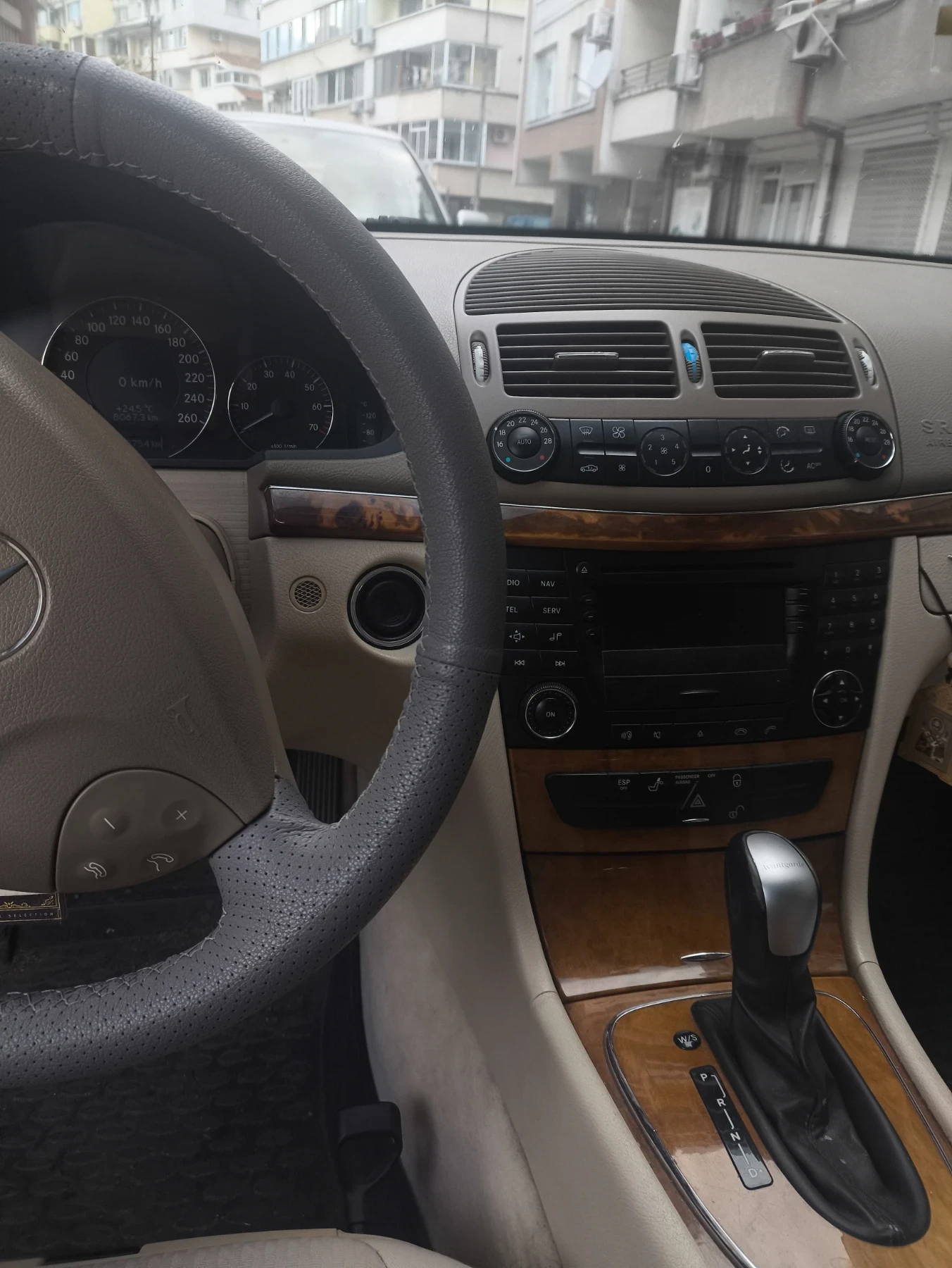 Mercedes-Benz E 320 W211, снимка 7 - Автомобили и джипове - 54948618