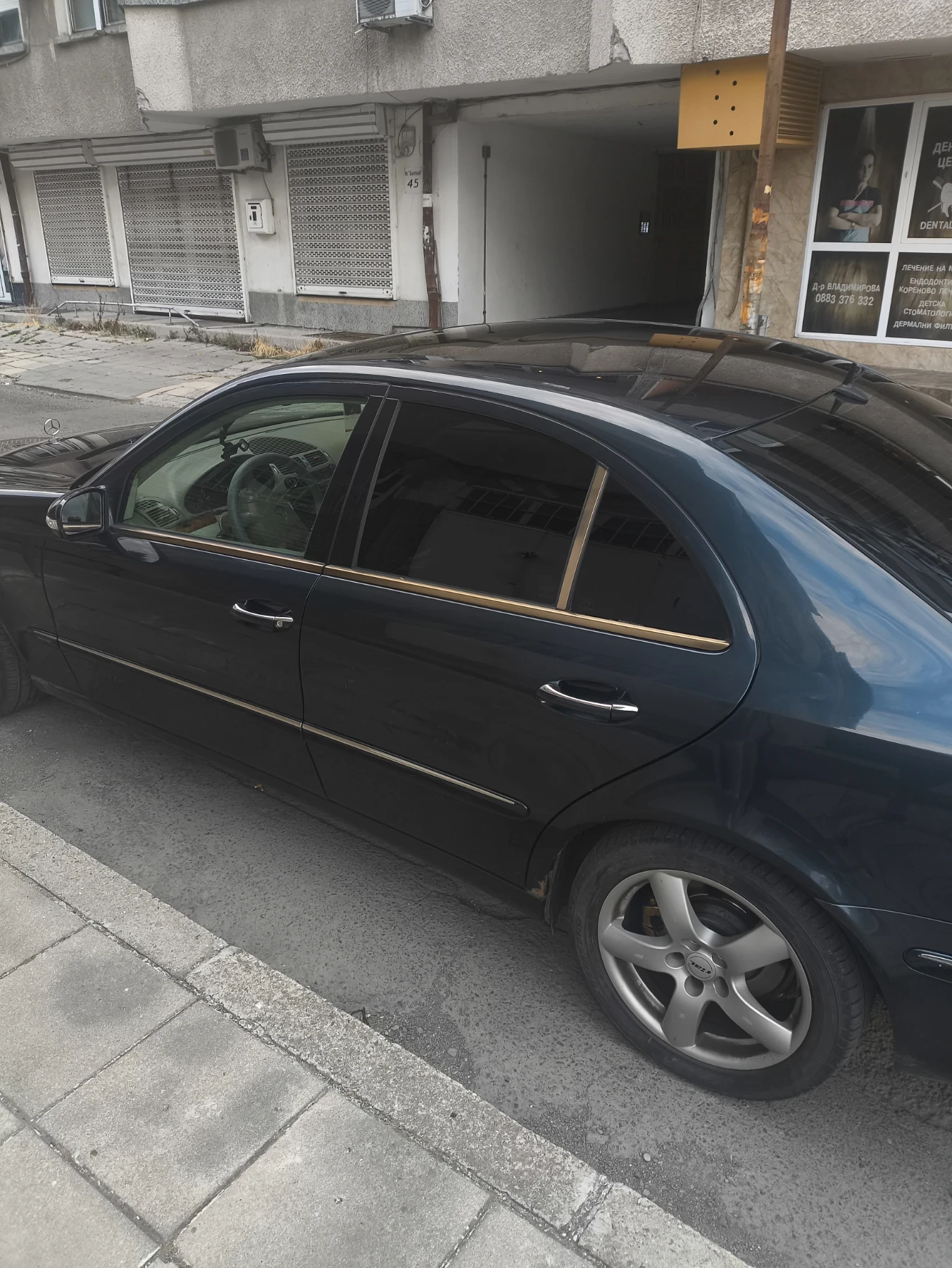 Mercedes-Benz E 320 W211, снимка 2 - Автомобили и джипове - 54948618