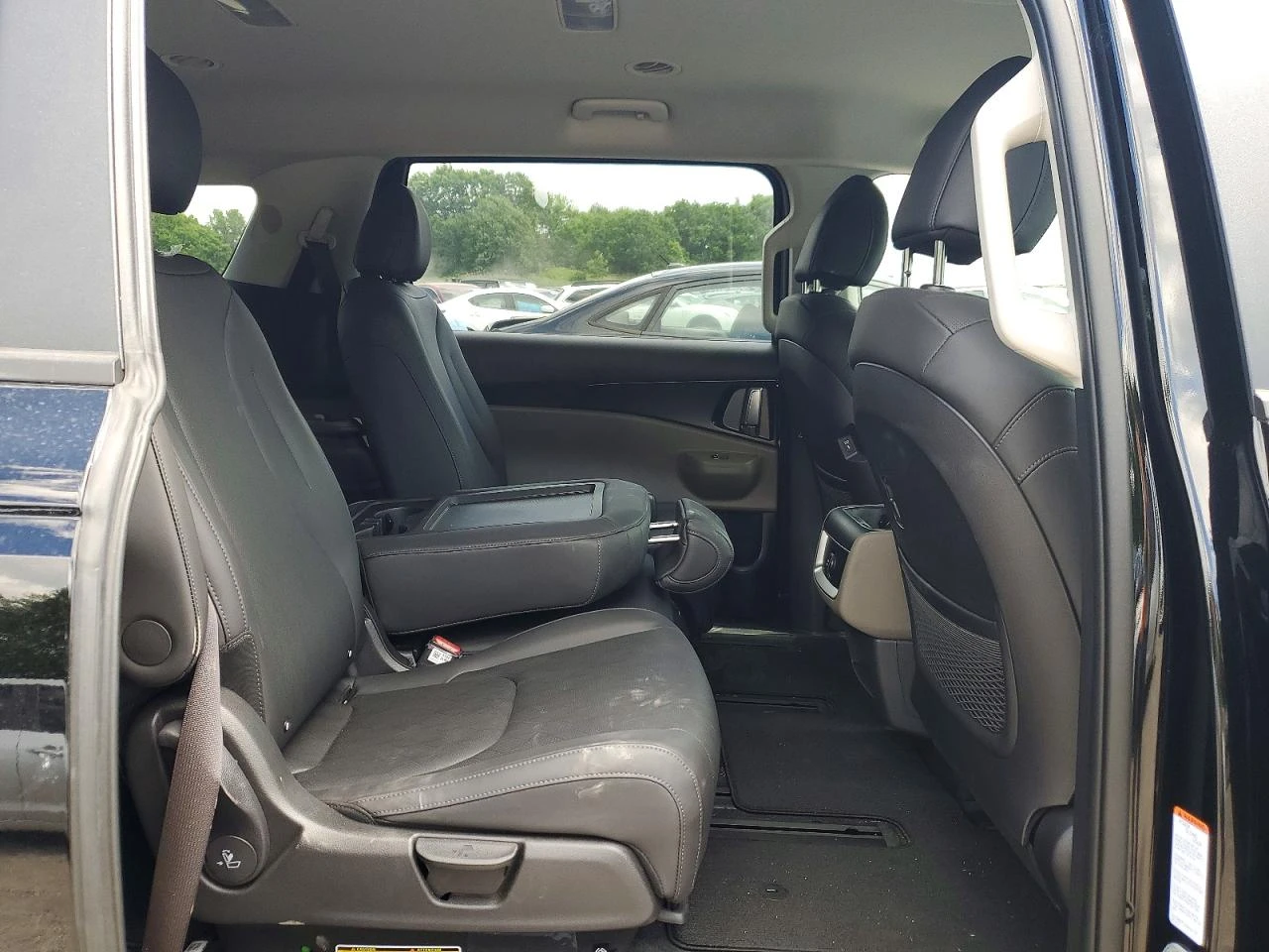 Kia Carnival 1.6l Lxs, снимка 11 - Автомобили и джипове - 55573431