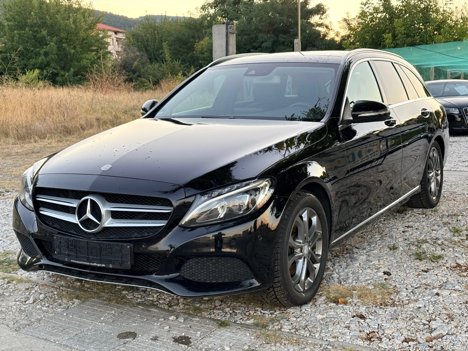Mercedes-Benz C 220 РЪЧКА  Сервизна История 215000 км