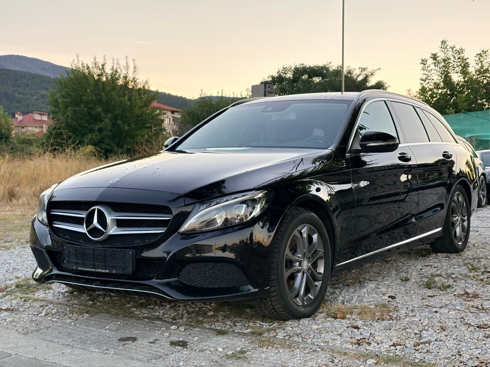 Mercedes-Benz C 220 РЪЧКА  Сервизна История 215000 км