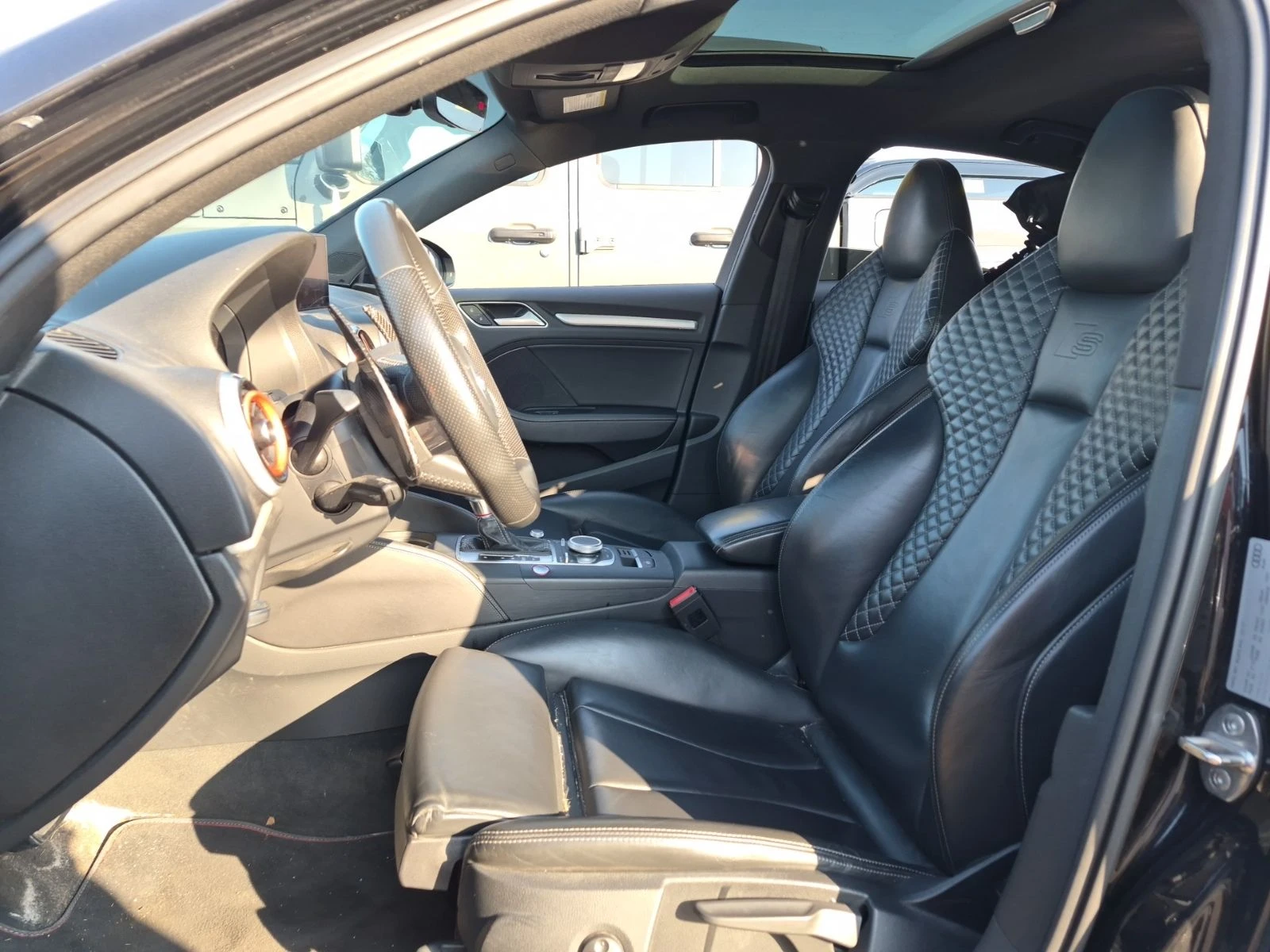 Audi S3 * PRESTIGE * CARFAX * БЕЗ ПЪРВОНАЧАЛНА ВНОСКА, снимка 5 - Автомобили и джипове - 55688036
