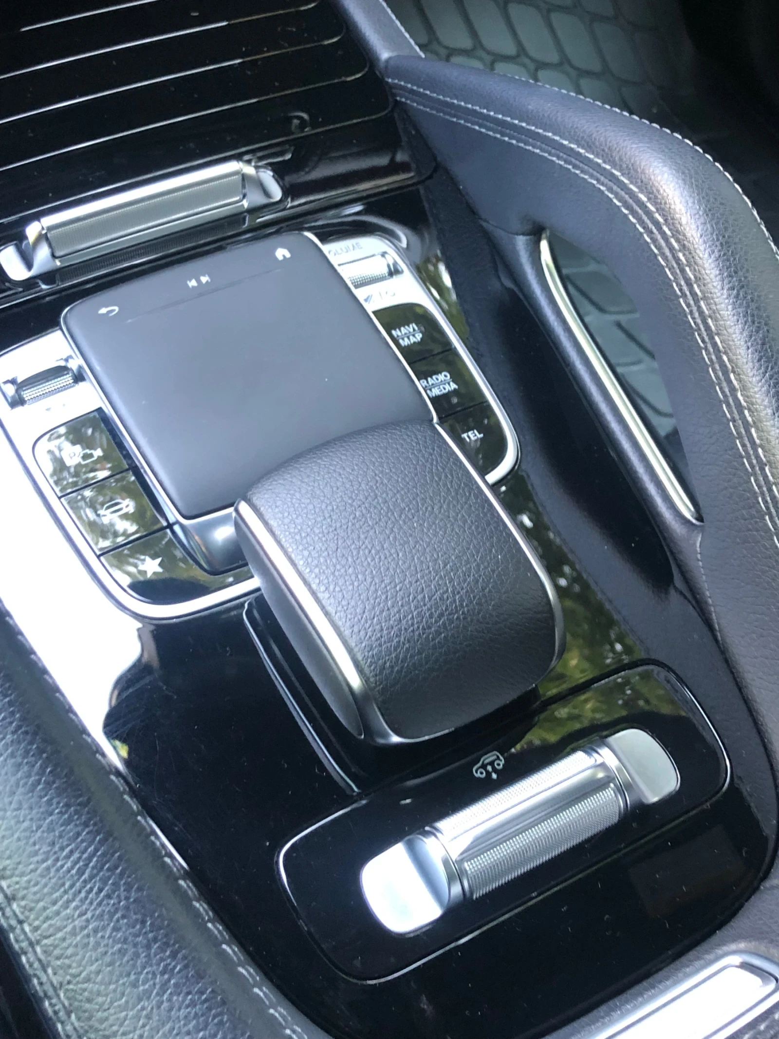 Mercedes-Benz GLE 450, снимка 8 - Автомобили и джипове - 55966494