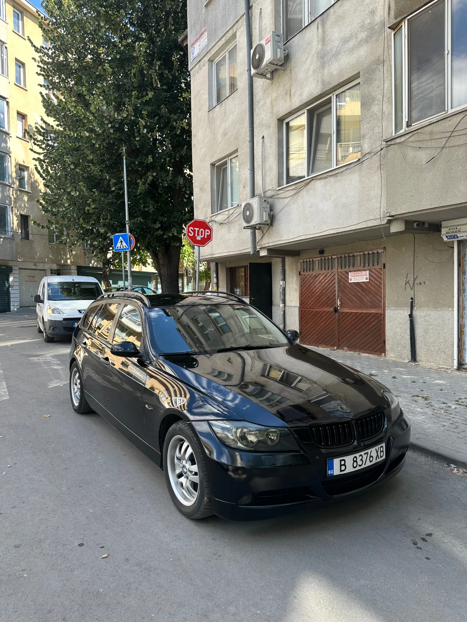 BMW 320, снимка 5 - Автомобили и джипове - 55980252