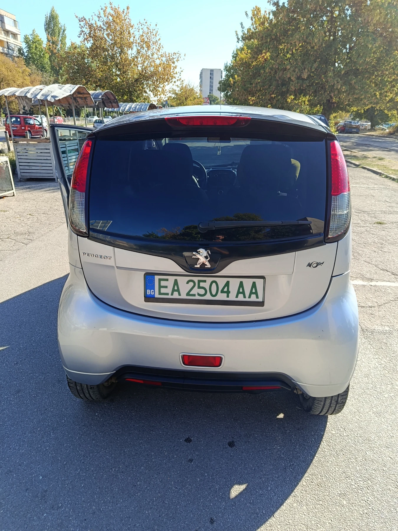 Peugeot iOn, снимка 5 - Автомобили и джипове - 56113531