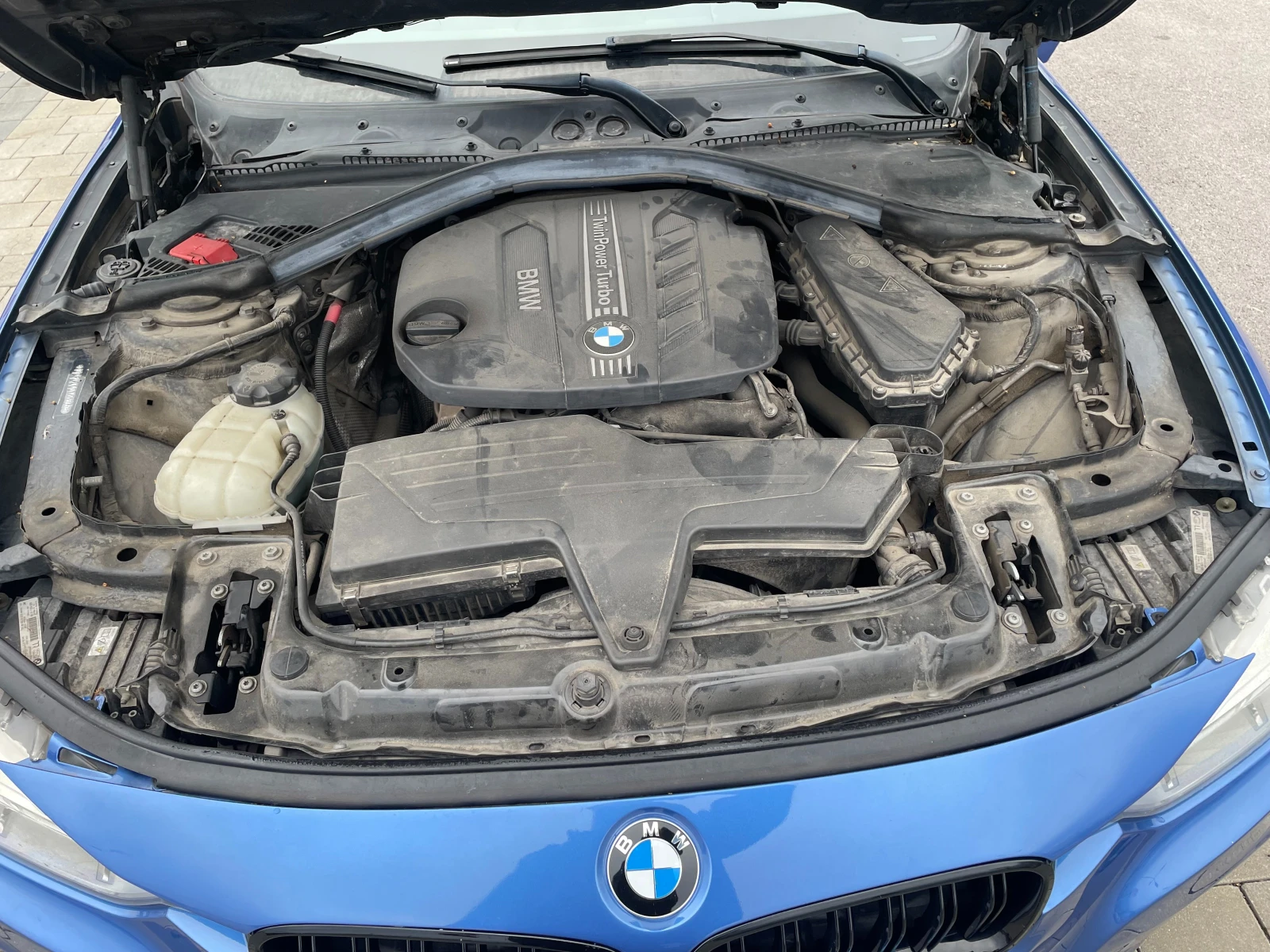 BMW 320, снимка 11 - Автомобили и джипове - 56257112
