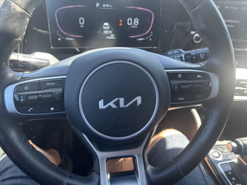 Kia Sportage Следене на ленти* Камера* Подгрев* Кожа, снимка 8 - Автомобили и джипове - 52553828