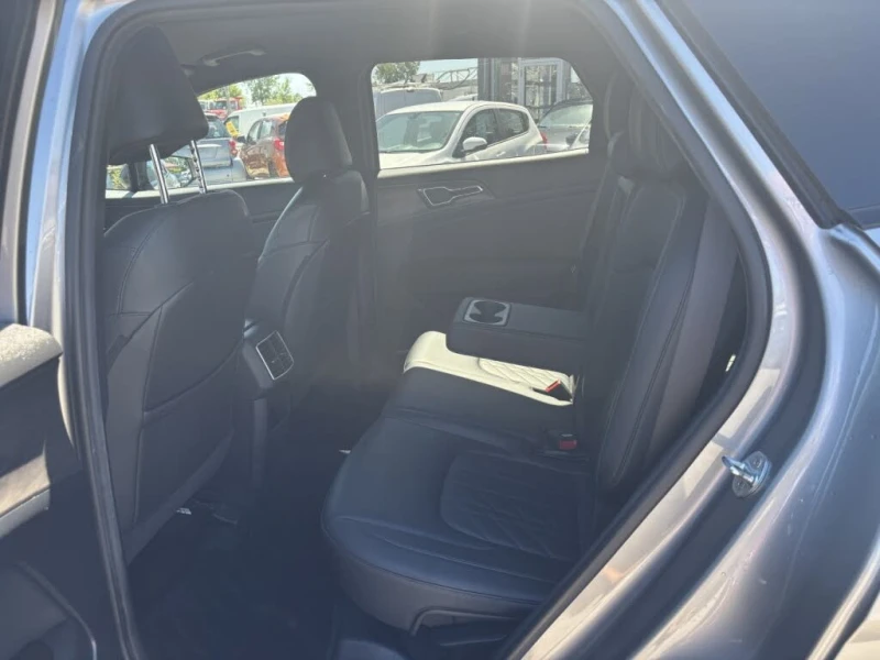 Kia Sportage Следене на ленти* Камера* Подгрев* Кожа, снимка 12 - Автомобили и джипове - 52553828