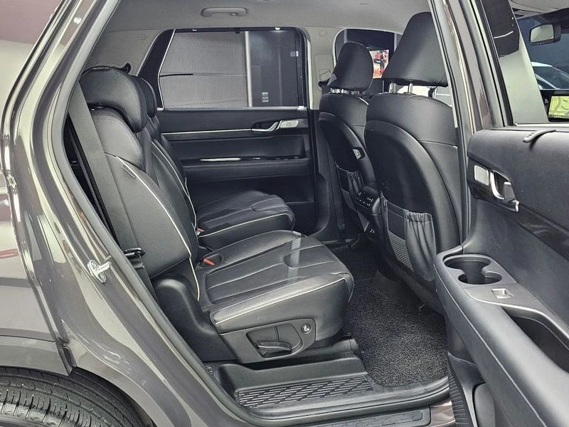 Hyundai Palisade 3.8 Automatic, снимка 16 - Автомобили и джипове - 55655821