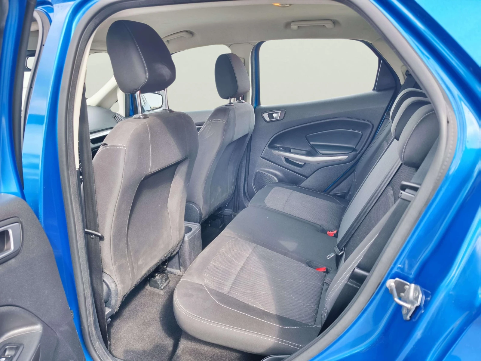 Ford EcoSport 1.0  EcoBoost - изображение 8