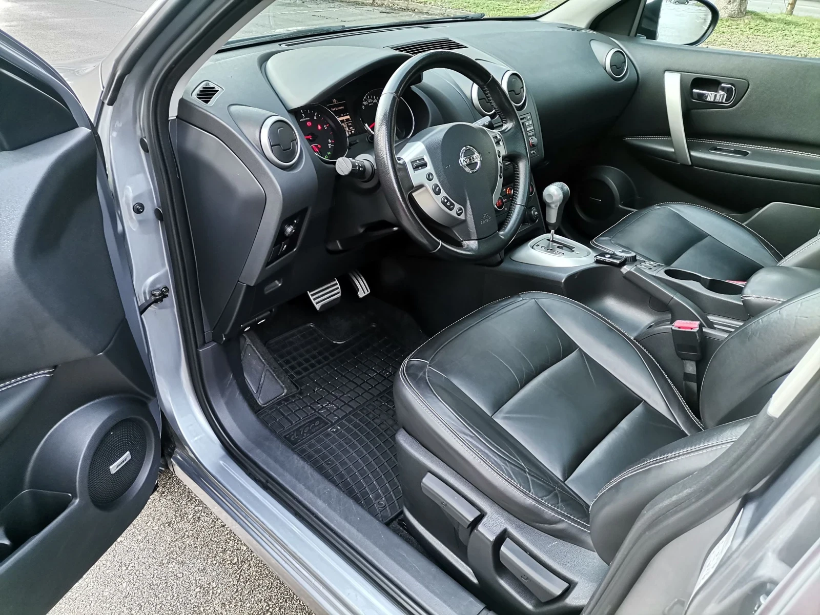 Nissan Qashqai 2.0 DCI 150кс/4x4/AUTOMAT/Pano/Navi/Kam/Bose/KEYLE - изображение 8