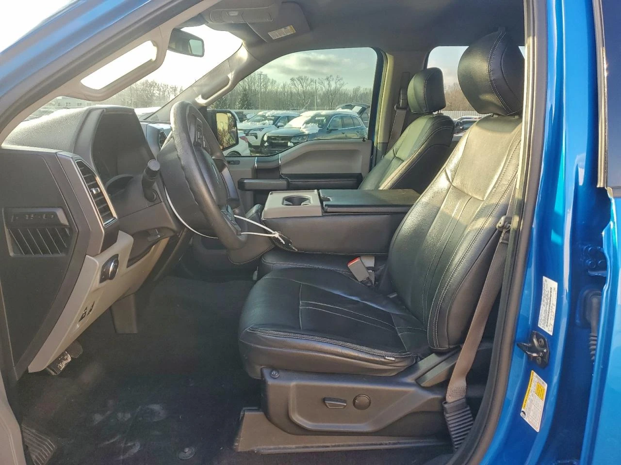 Ford F150 SUPERCREW* 4x4* 5.0 - изображение 7