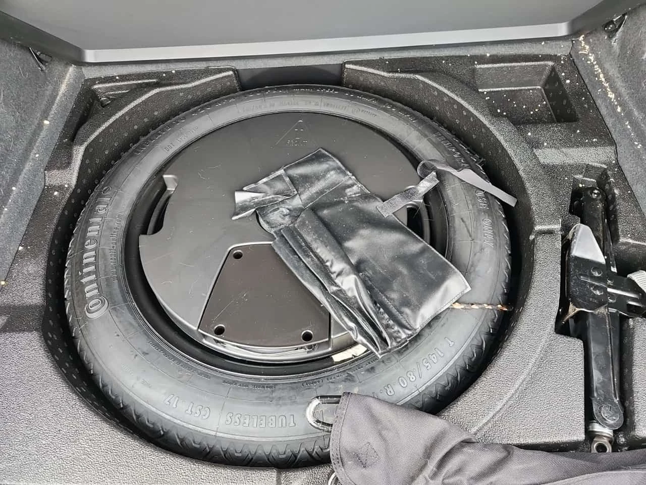 Audi Q3 PROGRESSIV | PANO | ПОДГРЕВИ | CARFAX, снимка 14 - Автомобили и джипове - 53714460