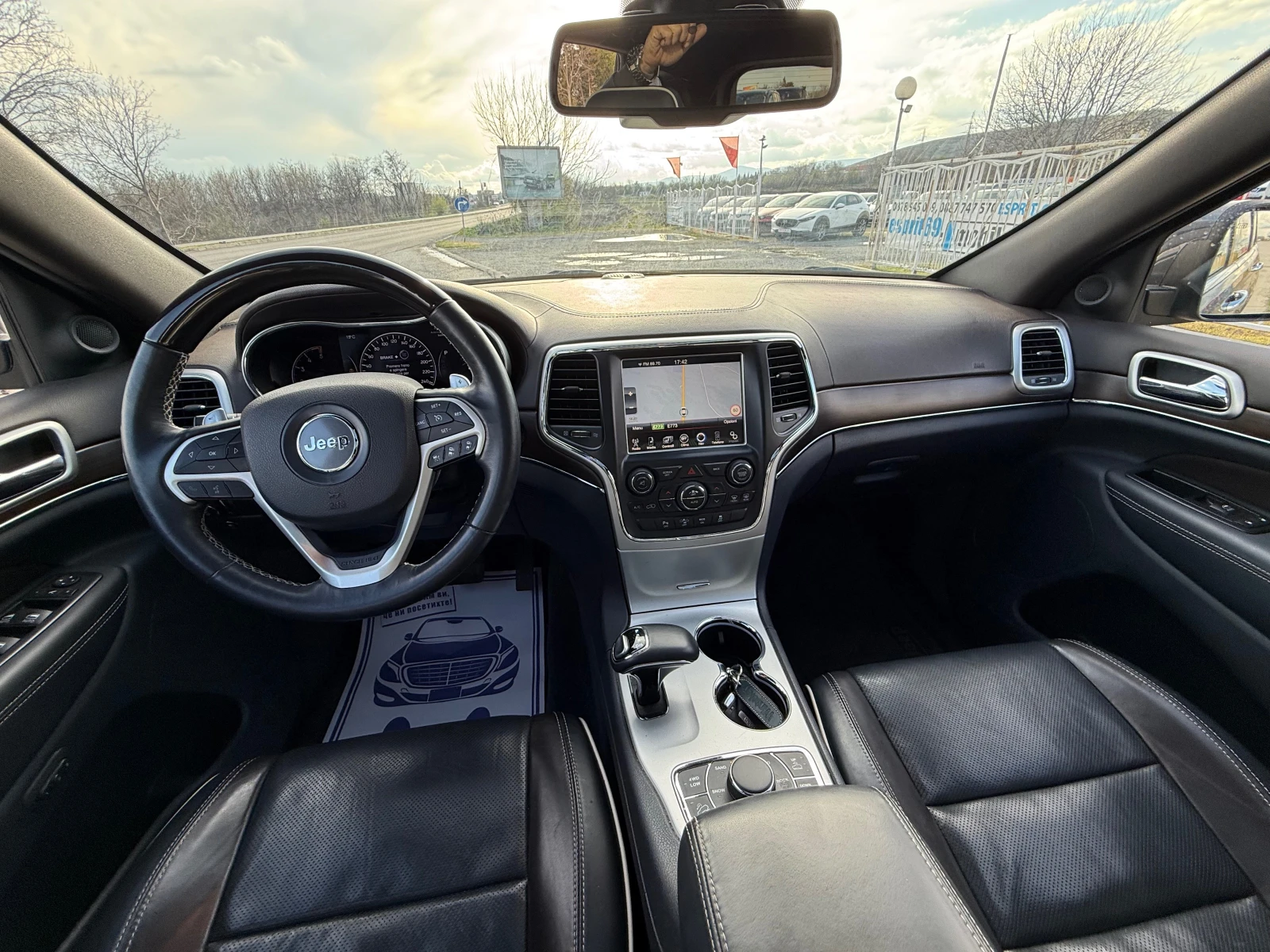 Jeep Grand cherokee 3.0 OVERLAND FULL ШВЕЙЦАРИЯ, снимка 7 - Автомобили и джипове - 54085781