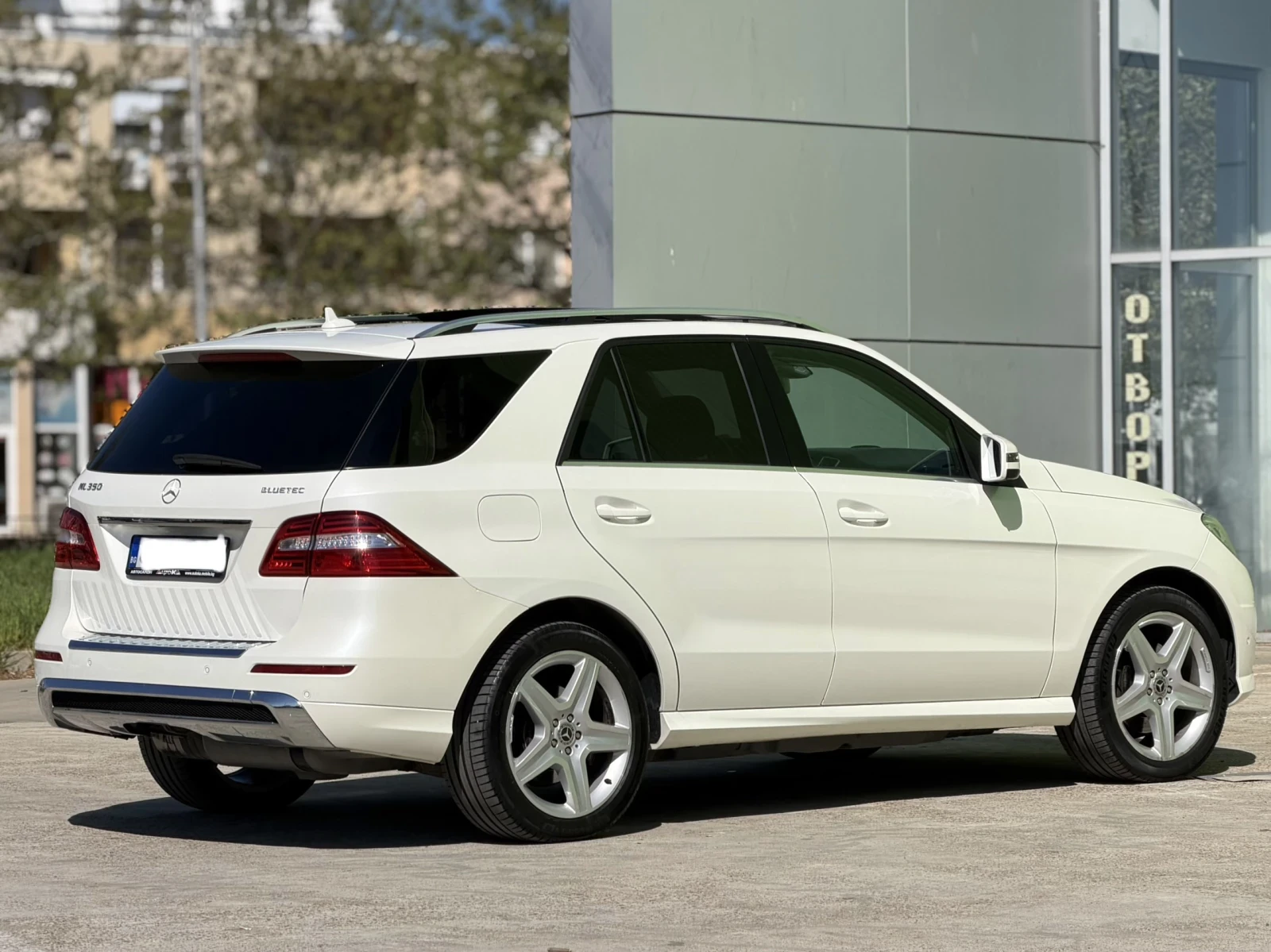 Mercedes-Benz ML 350, снимка 6 - Автомобили и джипове - 54319503