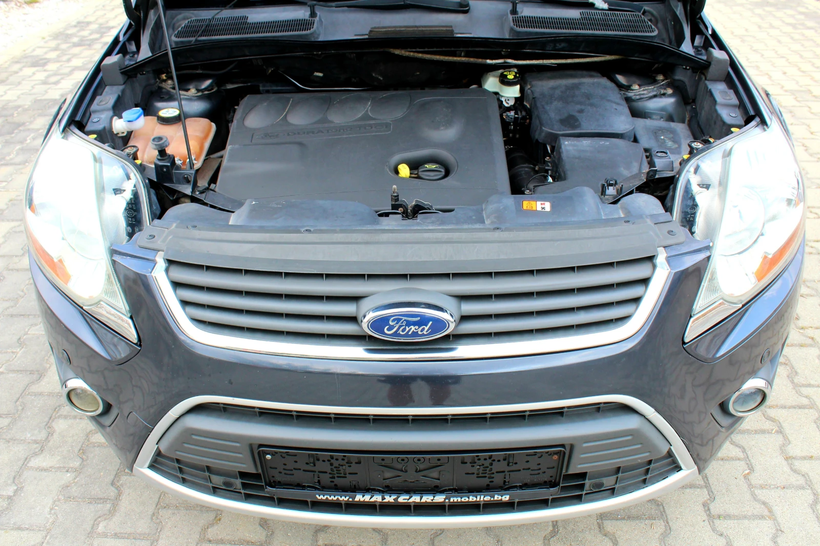 Ford Kuga TITANIUM 2.0TDCi 136кс/СОБСТВЕН ЛИЗИНГ, снимка 8 - Автомобили и джипове - 55002930
