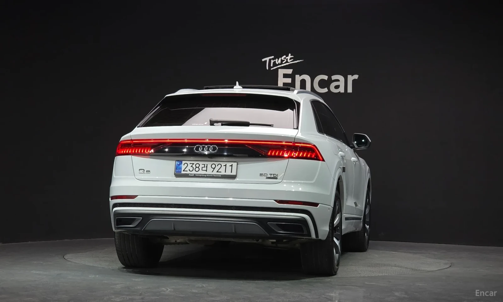 Audi Q8 50TDI* QUATTRO* TEXNOTEST* FULL* UNIKAT* , снимка 4 - Автомобили и джипове - 55202428